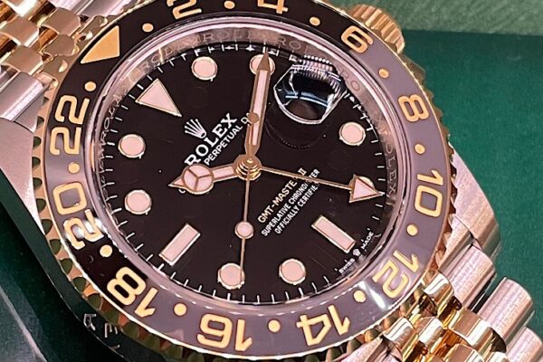 中古での流通はまだ少ない　Ref.126713GRNR