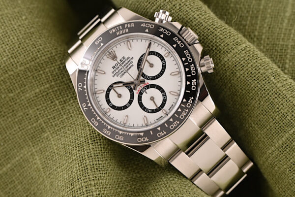 2025年式の中古が入荷　Ref.126500LN