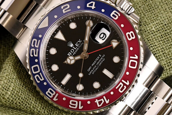 オイスターブレスで引き締まる赤青　Ref.126710BLRO