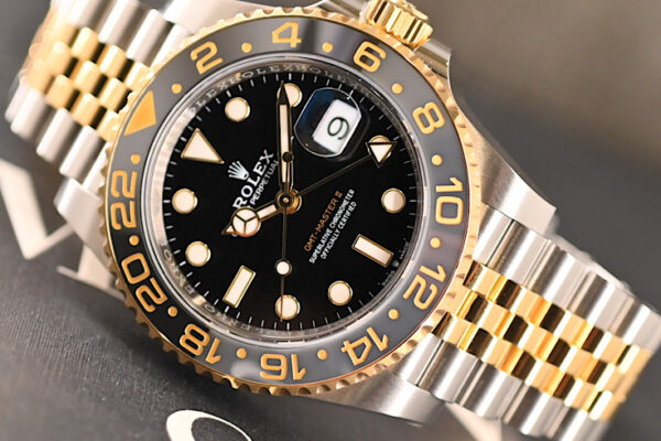 現行唯一のイエローコンビ　Ref.126713GRNR