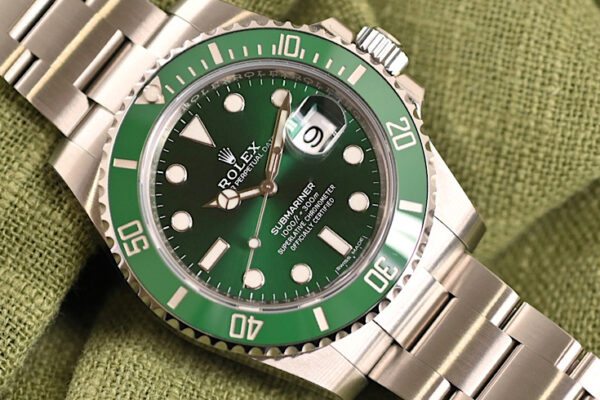 メーカーシール付き個体　Ref.116610LV