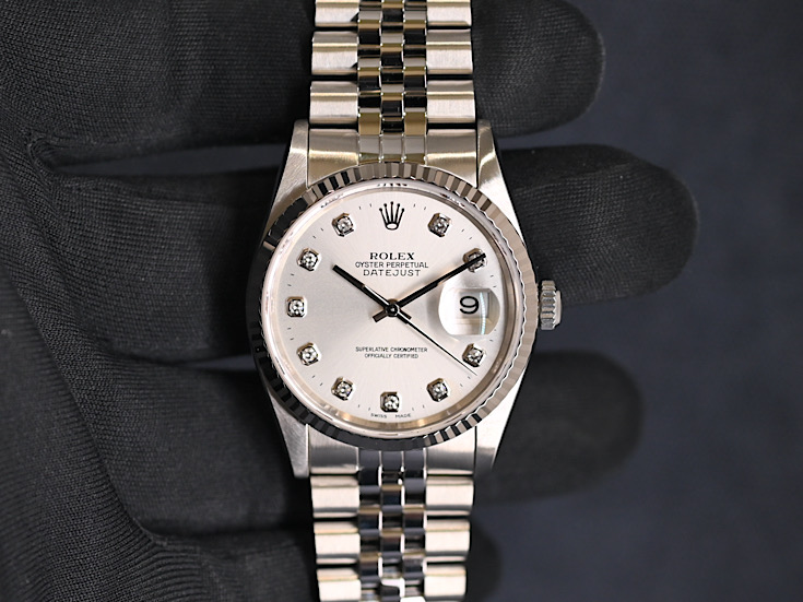 シルバーアクセサリーと合わせたい１本　Ref.16234G